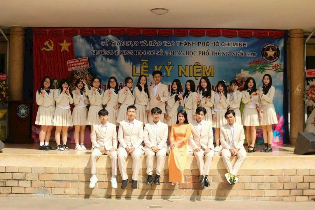 Đồng phục trường Ngôi Sao